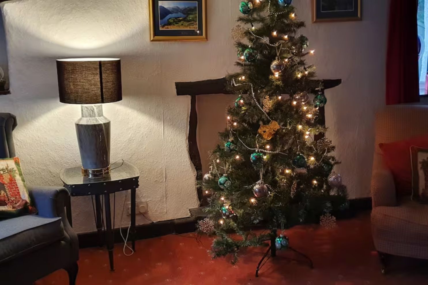 cosy christmas cottage